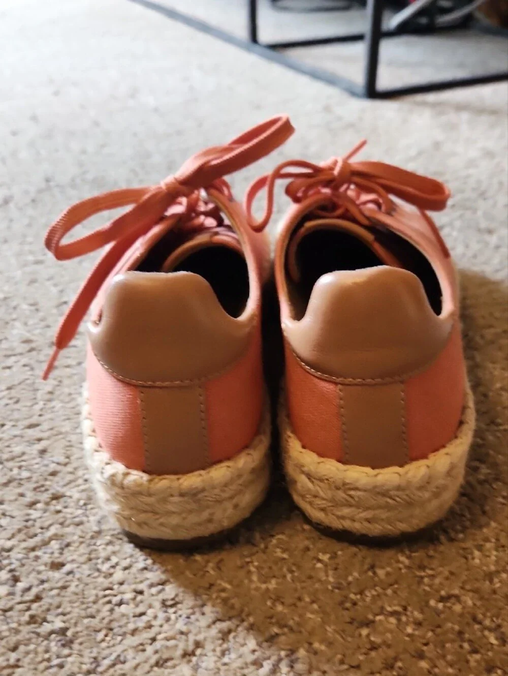 Paolo coral canvas